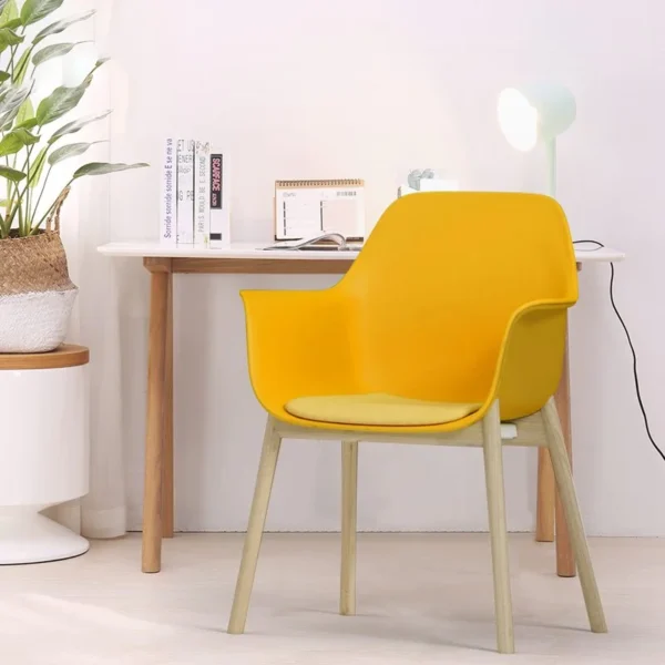 Office Leisure Chair Plastic Body Wooden Legs Conference Chair